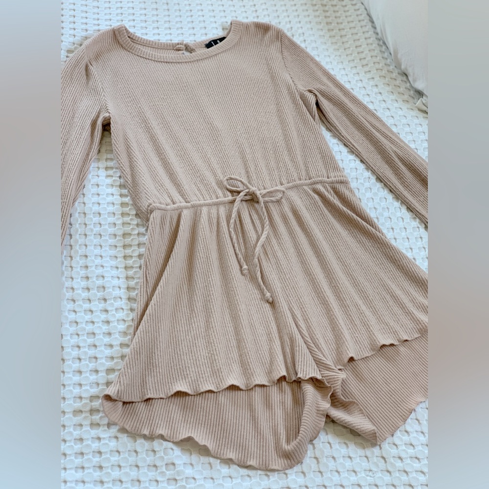 Lulu’s knit romper, M, beige